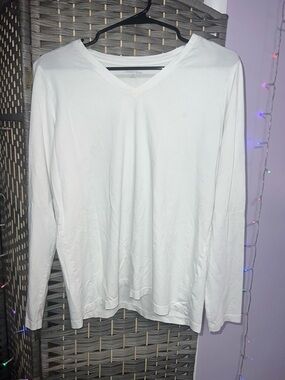 Lands' End Women’s White V‑Neck Long Sleeve Shirt